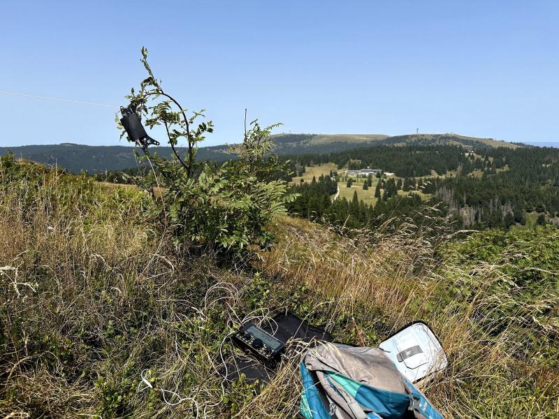 Feldberg DM/BW-001 in the background